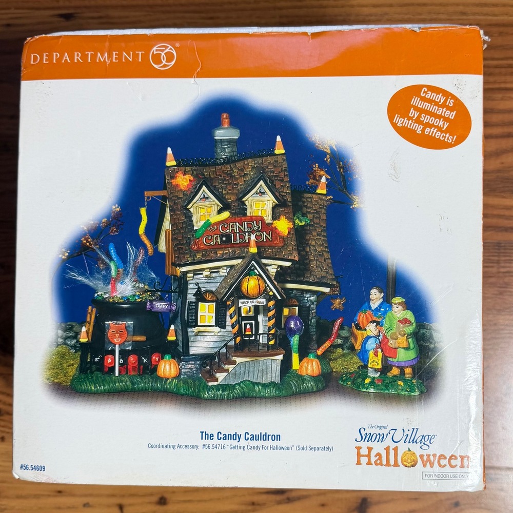 Department 56 Snow Village Halloween The Candy Cauldron 56.54609 Lighted House